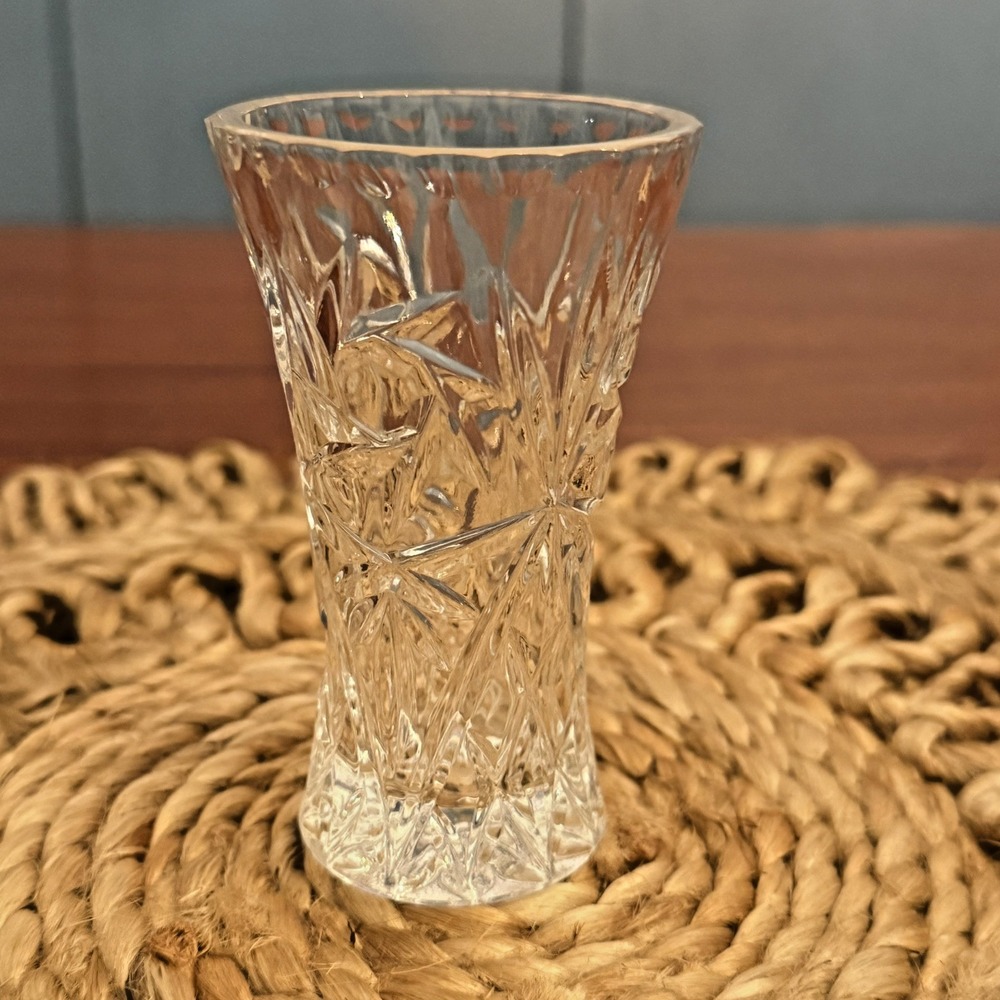 Vintage Lenox Fine Crystal‎ Dandelion Vase Star Bud Vase 4 Inches Tall